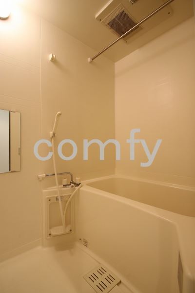 バス・シャワールーム　追炊き・浴室乾燥機付きバス