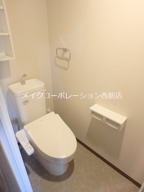 トイレ　※工事中の写真