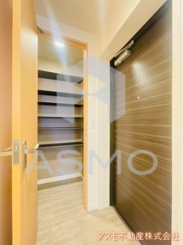 玄関　同マンション別部屋参考写真