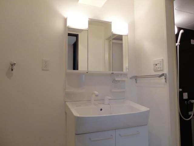 洗面設備　独立洗面台