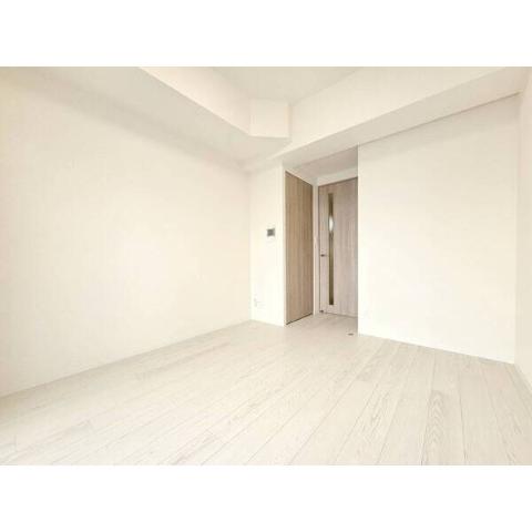 居室・リビング　室内