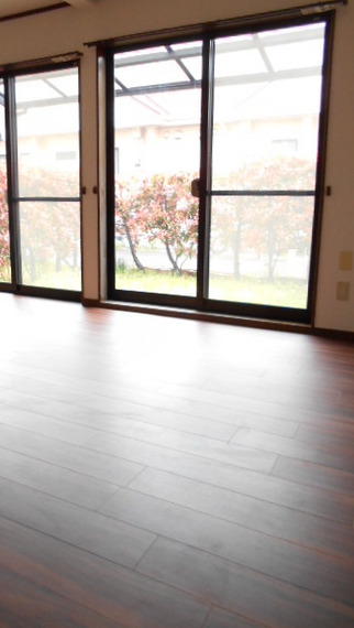 居室・リビング　同仕様