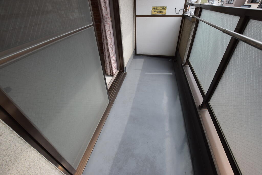 近鉄大阪線 大阪教育大前駅 徒歩11分 4階建 築34年の内装写真