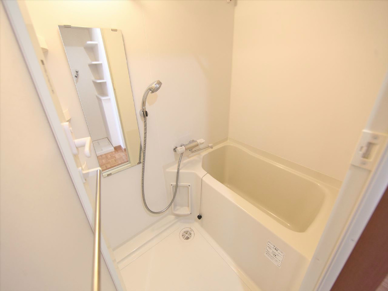 バス・シャワールーム　バスルーム　浴室暖房乾燥機付き