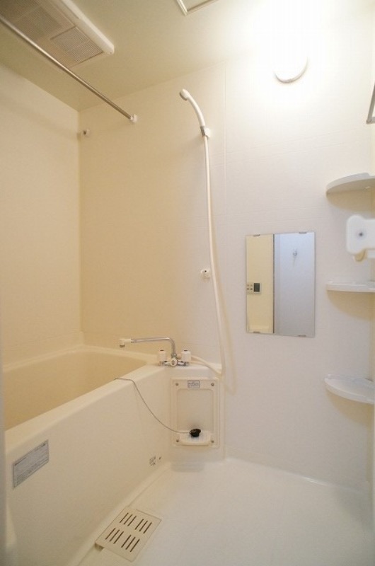 バス・シャワールーム　図面と現状に相違がある場合には現状を優先