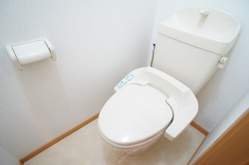 トイレ　図面と現状に相違がある場合には現状を優先