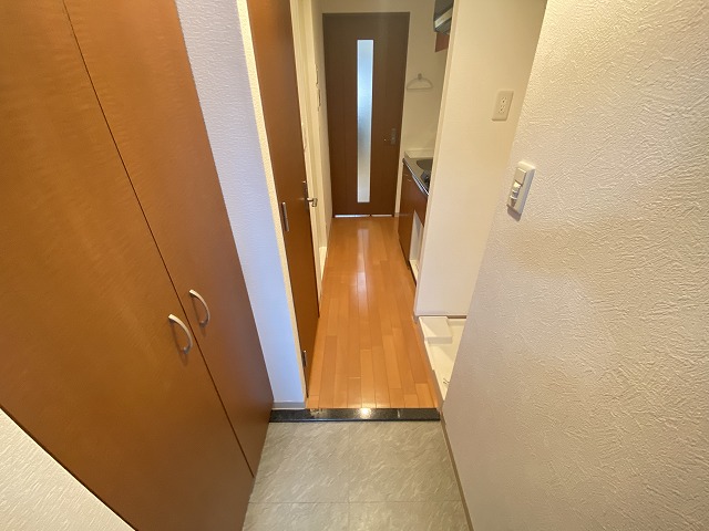 玄関　明るい玄関です