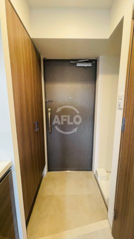 玄関　フォーリアライズ福島ルノン　玄関