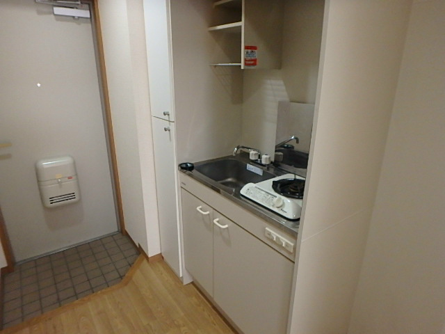 居室・リビング　別号室写真使用