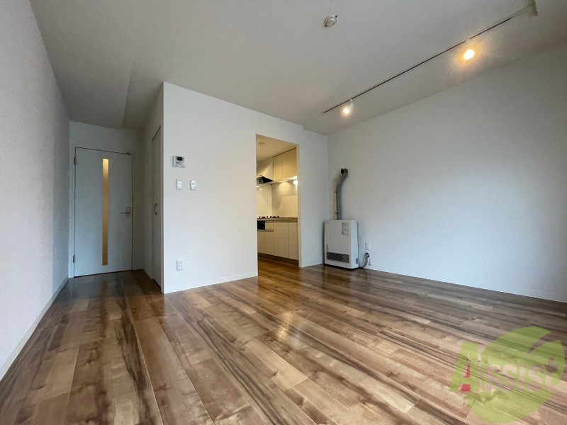 居室・リビング　広くてきれいなリビングです！快適に過ごせそうですね。