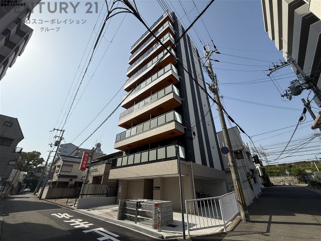 建物外観　安心のオートロック付き♪