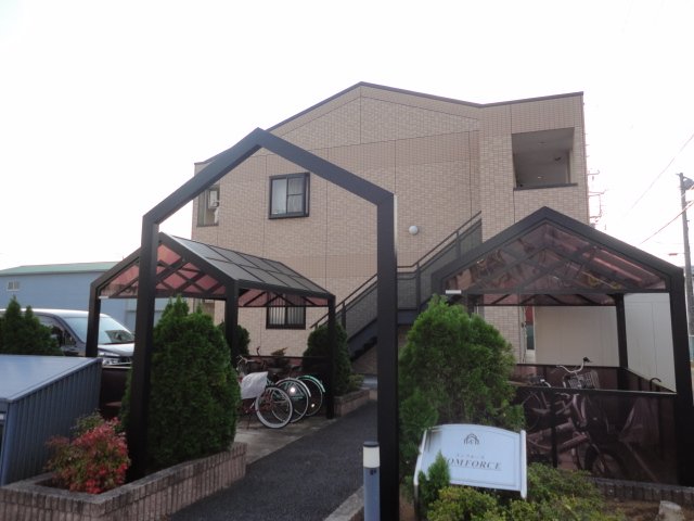 建物外観　外観写真（昼）