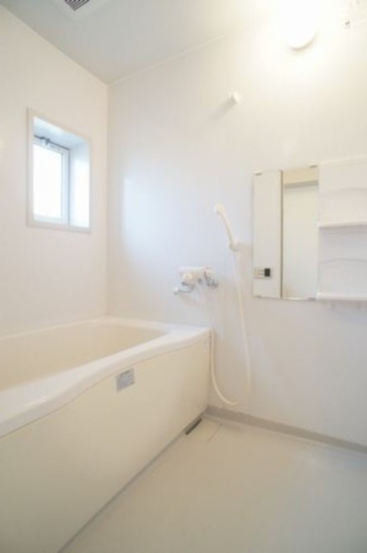 バス・シャワールーム　図面と現状に相違がある場合には現状を優先