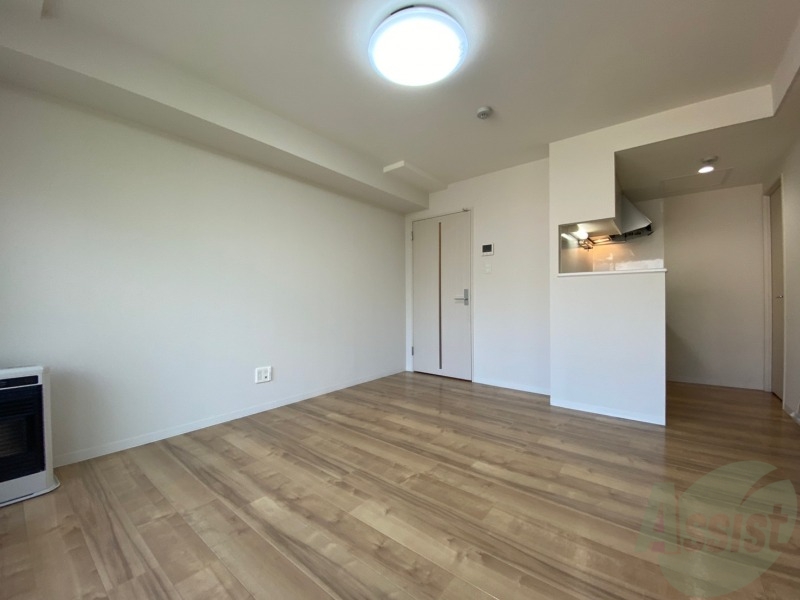 居室・リビング　広くてキレイなお部屋が広がっていて、充実した生活が送れそう。