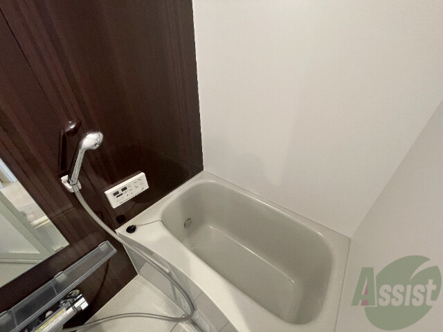 バス・シャワールーム　疲れた一日はお風呂でゆっくりしたいものですね。