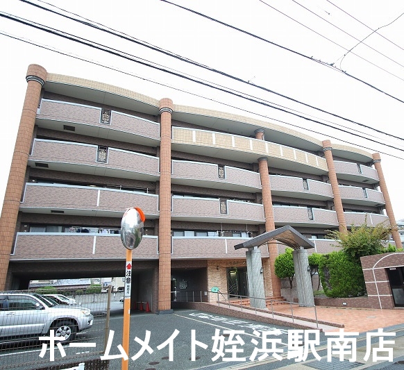 建物外観　★閑静な住宅街♪人気のファミリー物件★