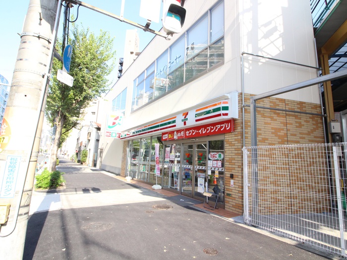 コンビニ　セブンイレブン 大阪中崎町店（コンビニ）まで150m