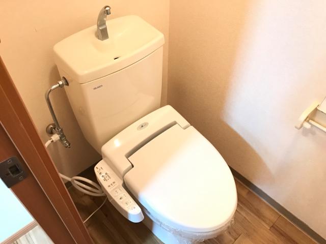 トイレ　シャワー付トイレ