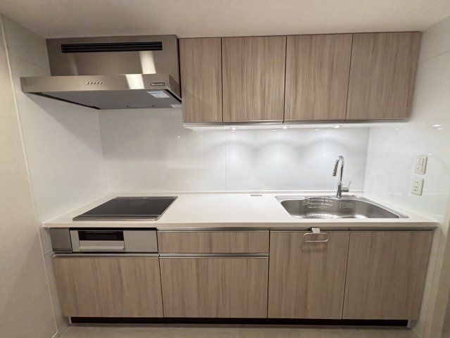 キッチン　※別部屋参考写真