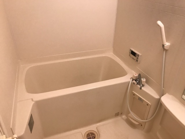 バス・シャワールーム　追い焚き給湯、浴室乾燥機付きのお風呂です！