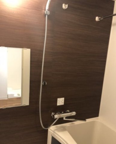 バス・シャワールーム　風呂