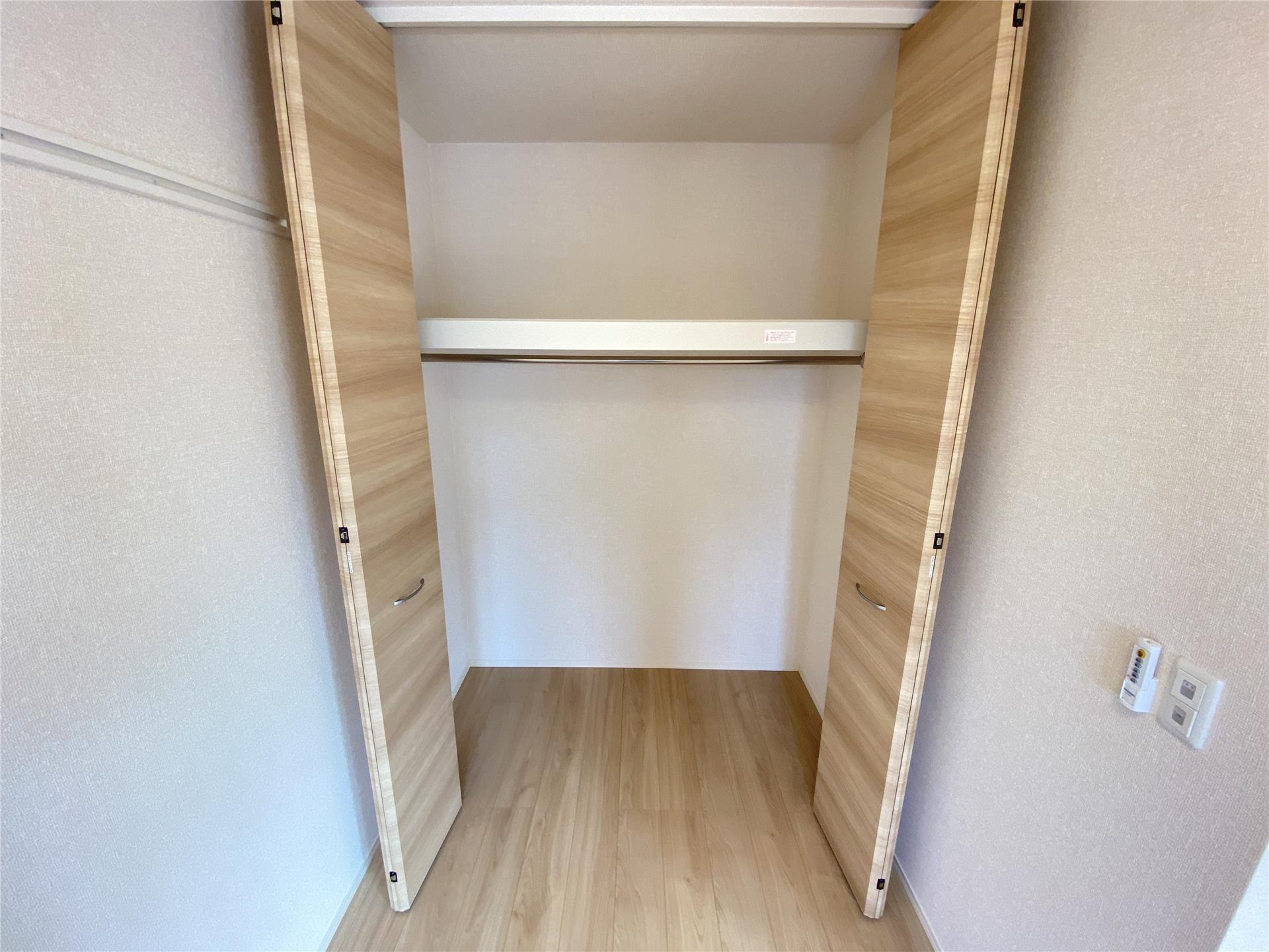 収納　クローゼット