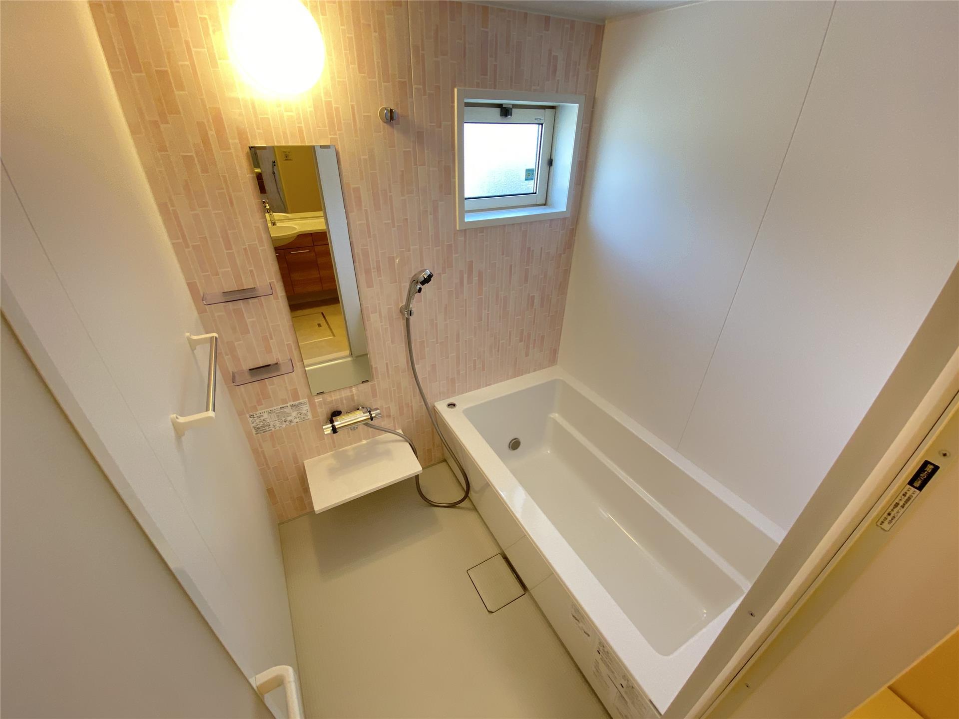 バス・シャワールーム　浴室