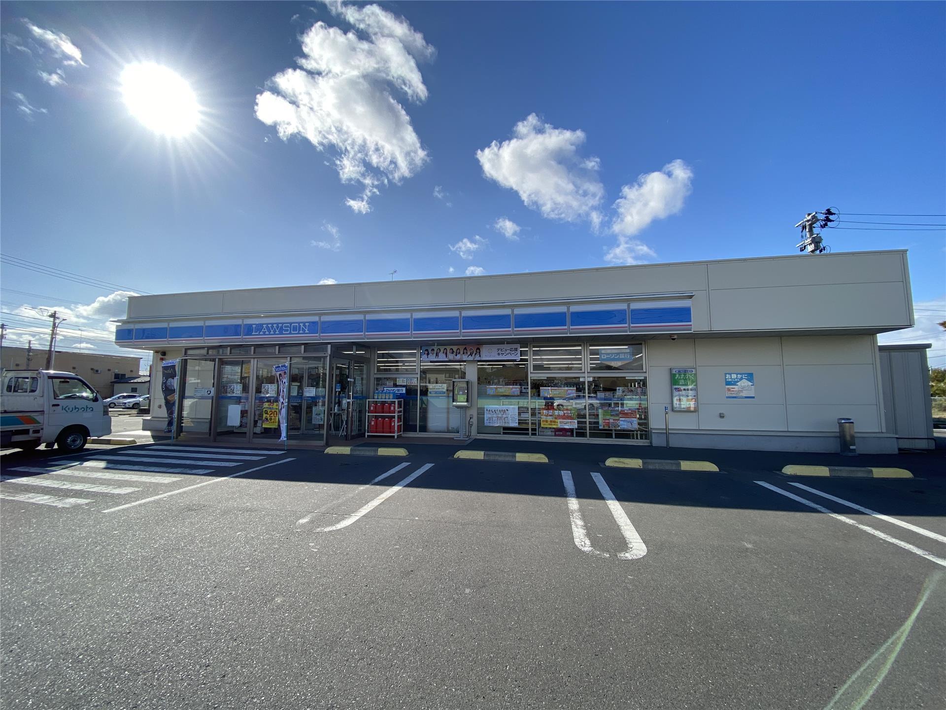 コンビニ　ローソン八戸内舟渡店（コンビニ）まで196m