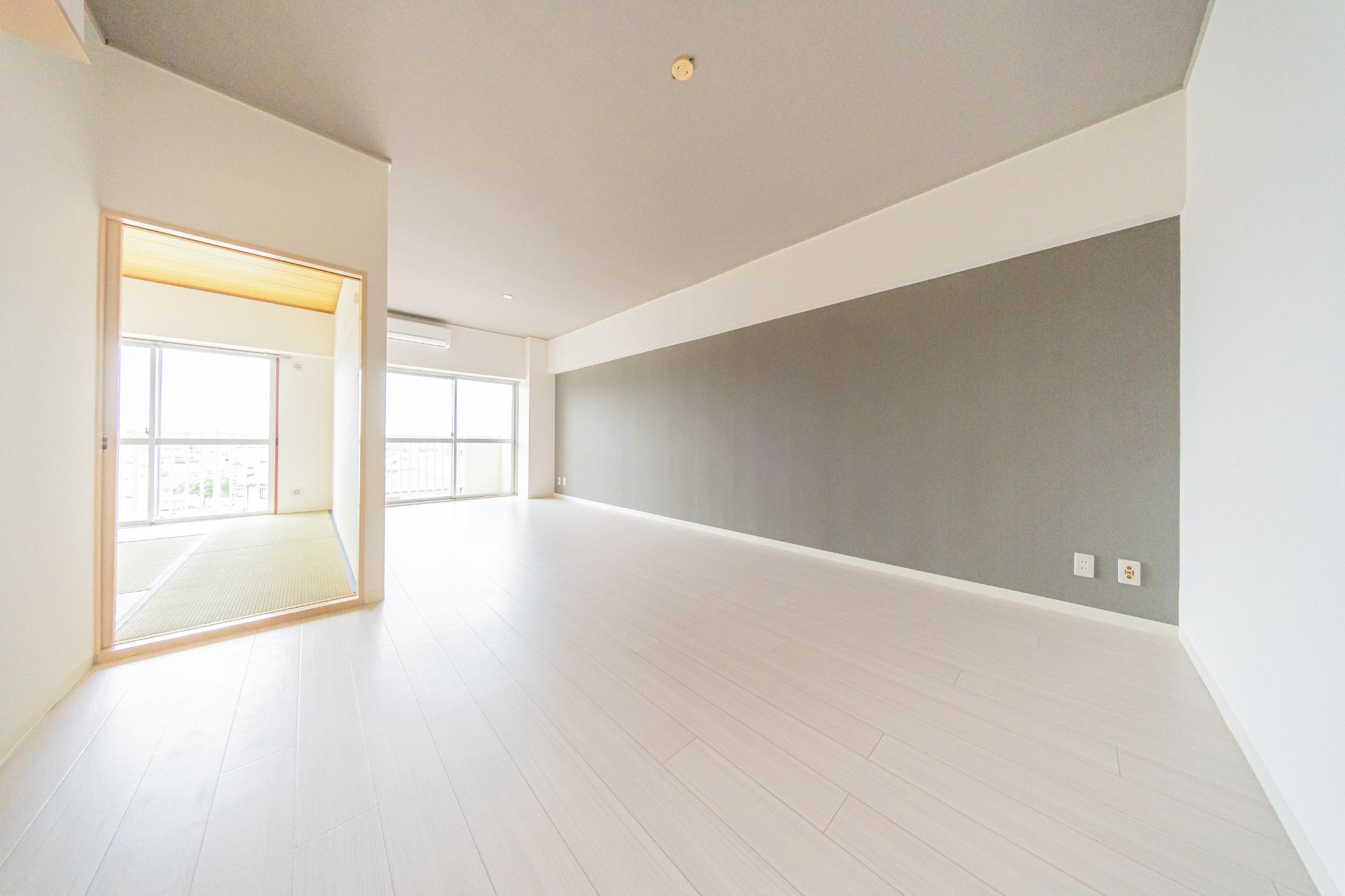 居室・リビング　天井高2.6mで16畳の巨大LDK