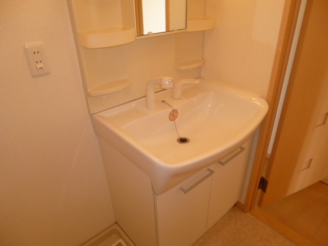 洗面設備　洗髪洗面化粧台