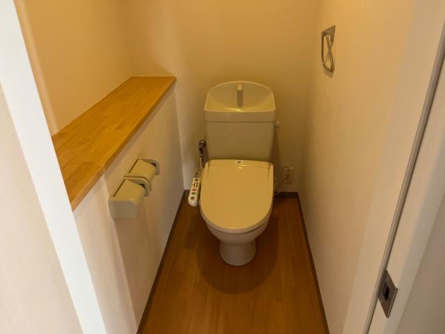 トイレ　シャワー付トイレ