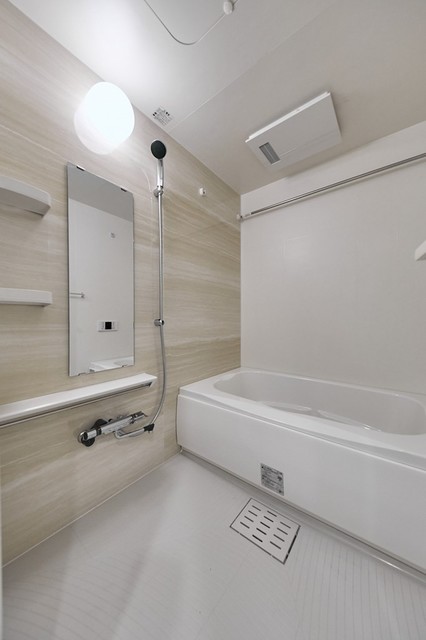 バス・シャワールーム　※写真は同タイプ住戸です。