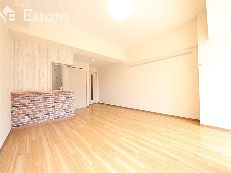 居室・リビング　内装