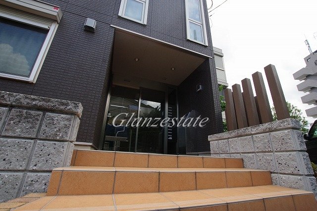 エントランス　☆キレイなエントランス☆