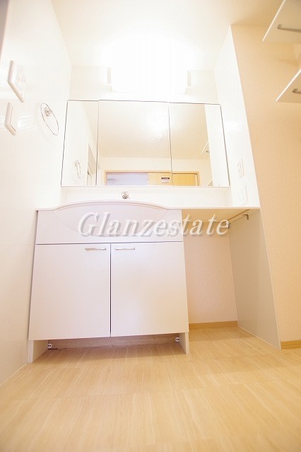 洗面設備　☆うれしい独立洗面台☆