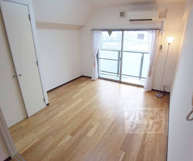 居室・リビング　７帖洋室です。