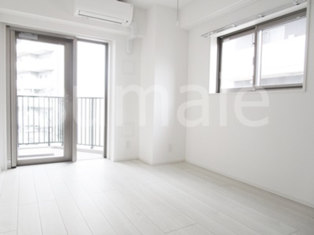 居室・リビング　2面採光のお部屋です！！