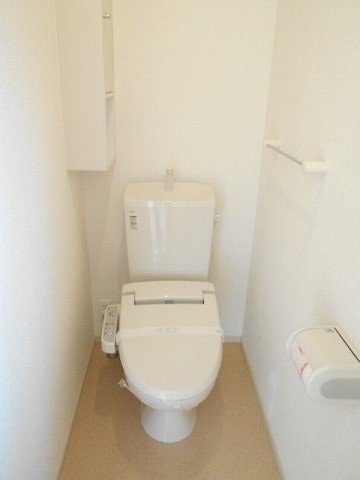 トイレ　ゆったりとした空間のトイレです