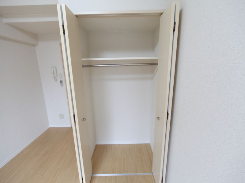 収納　クローゼット