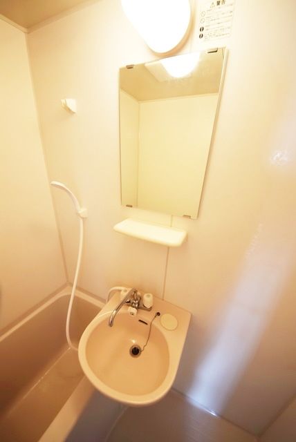 洗面設備　別部屋参考写真