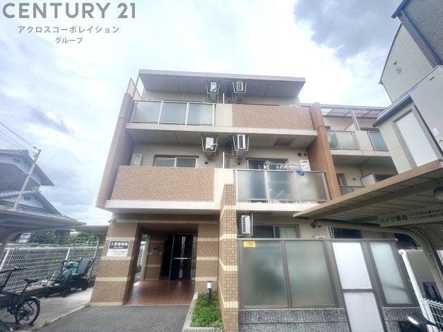建物外観　オートロック付きで安心です♪