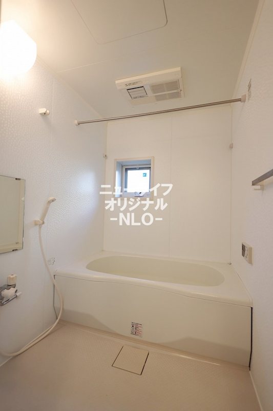 バス・シャワールーム　追い焚き＆浴室乾燥機付きバスルーム☆