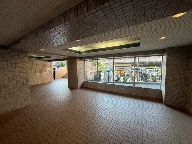 ロビー　共用ロビー