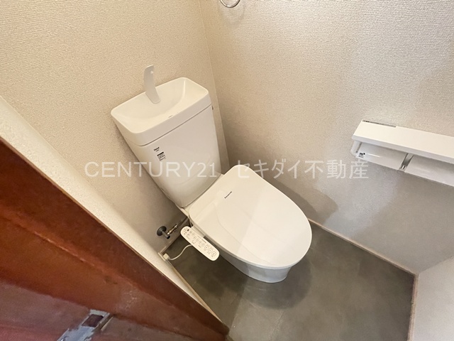 南本町4丁目貸家のトイレ写真