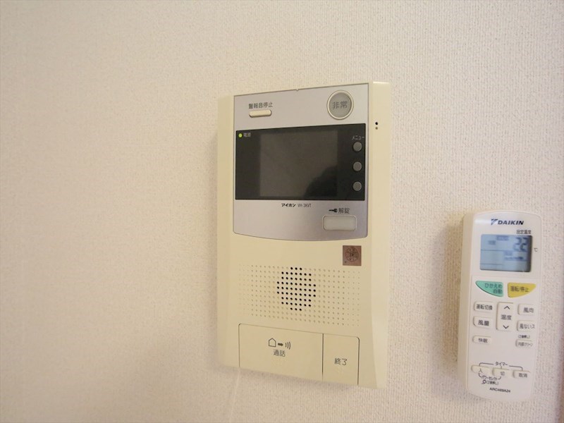 セキュリティ　TVモニター付インターホン