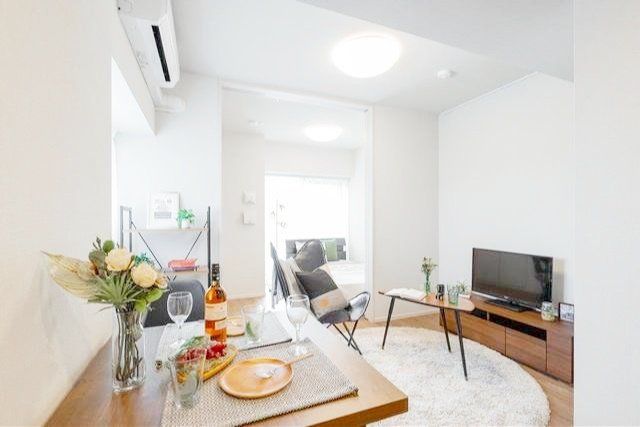 その他部屋・スペース　モデルルーム　家具は付きません