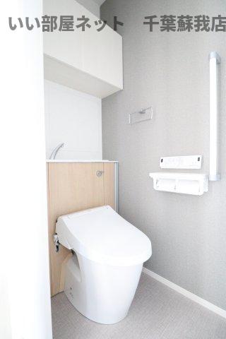 トイレ　清潔感のあるトイレです
