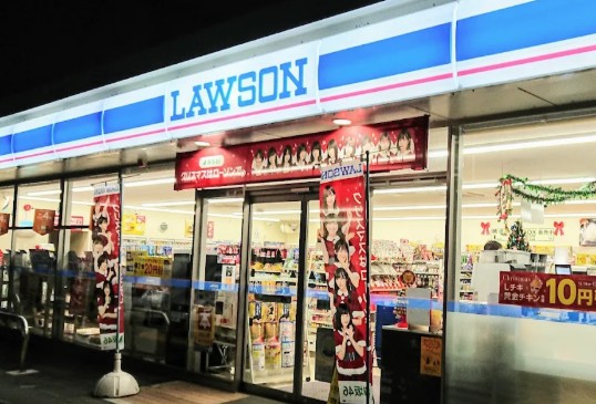 コンビニ　ローソン 所沢小手指元町店（コンビニ）まで444m