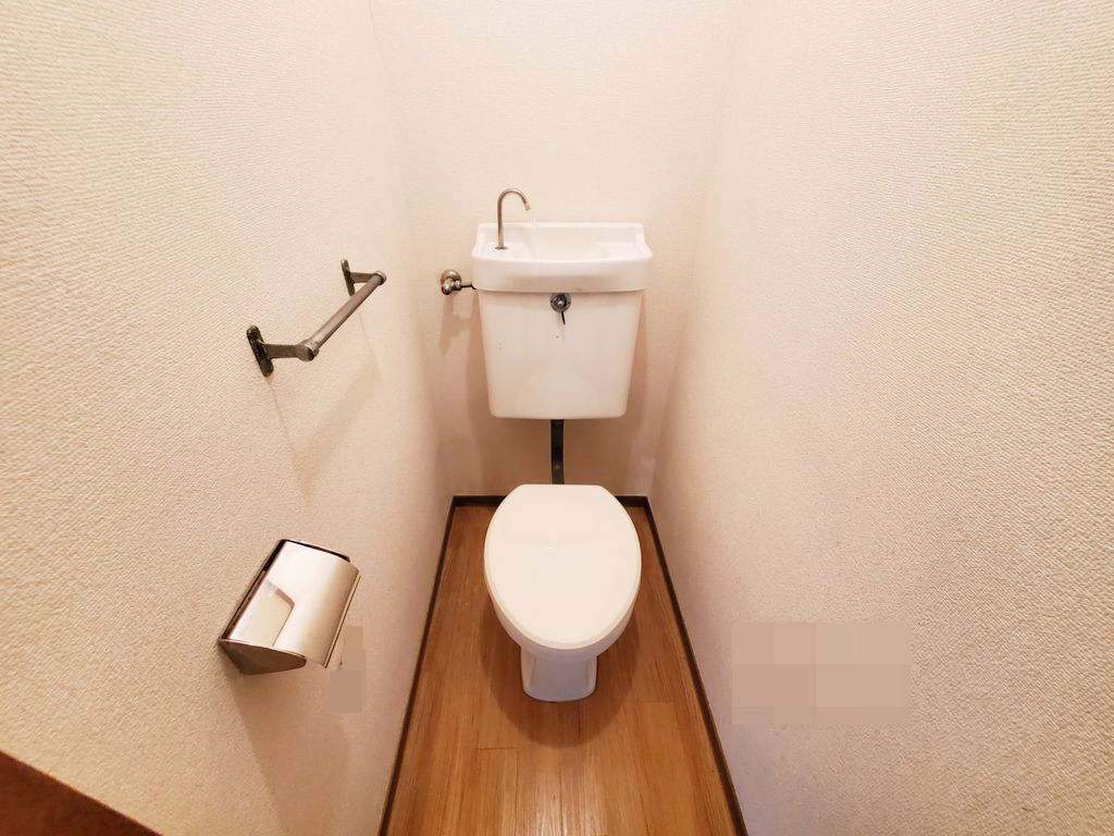 トイレ　※他号室参照写真※
