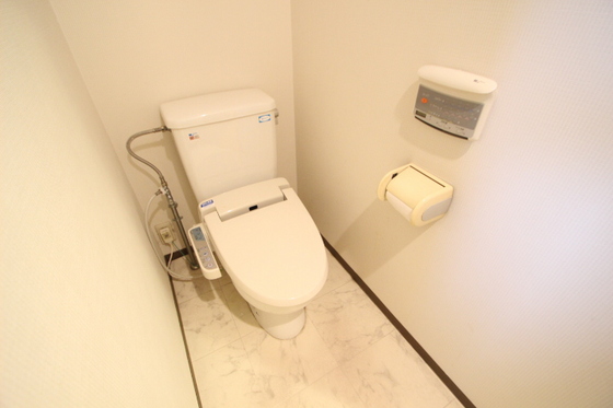トイレ　他の部屋の写真